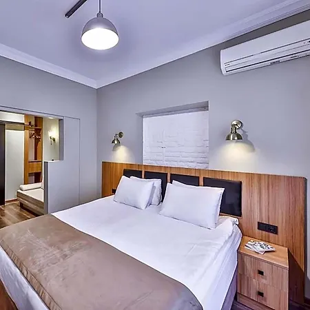 Galata Hotel 3*